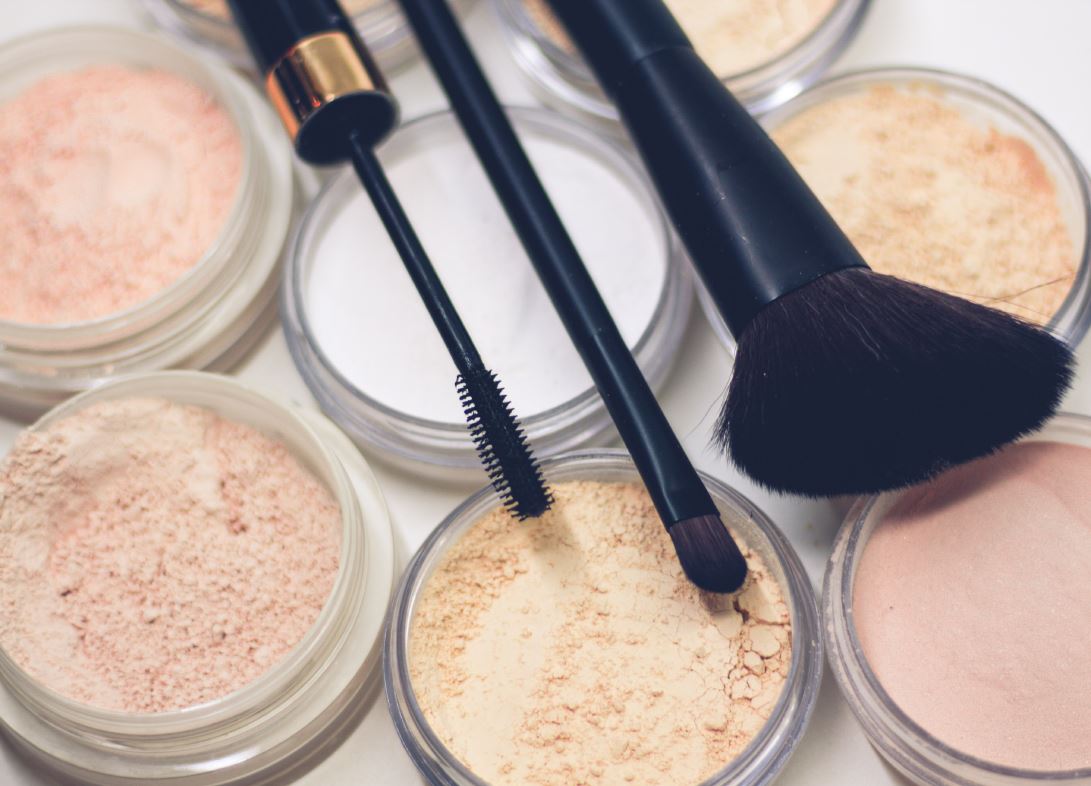 maquillage-beauté-domicile-esthéticienne-christine-nantes