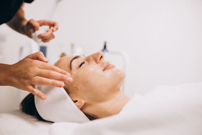 soin du visage Esthéticienne nantes beauté domicile